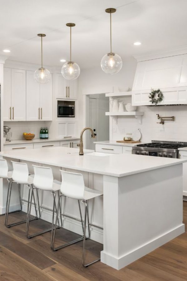 Renovierung in Düsseldorf - Saniermeister Düsseldorf - Altbausanierung - Renovierung - Trockenbau - Malerarbeiten - Sanierungsarbeiten - Streicharbeiten - Innenausbau - Badsanierung